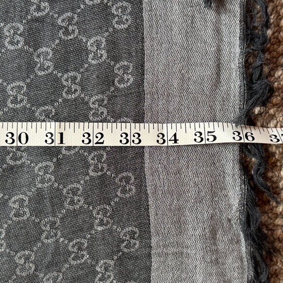 Gucci GG Monogram Scarf - Picture 3 of 4